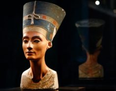 Nefertiti Queen of Egypt 3D Model