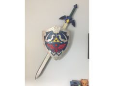Wall Hanger for Master Sword and Hylian Shield 3D Print Model