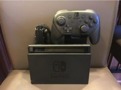 Nintendo Switch Pro Controller Holder (Compact Lower Support) 3D Print Model