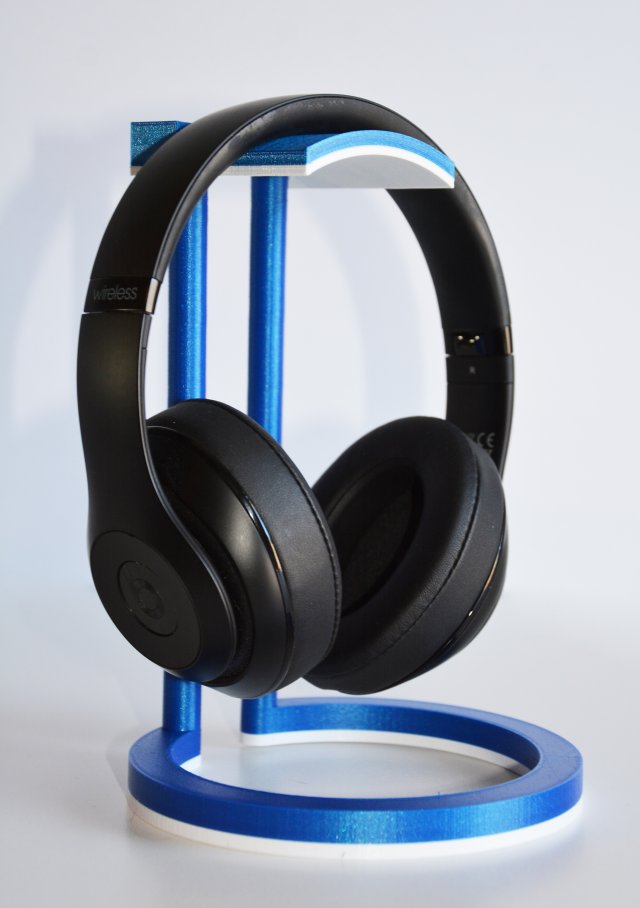 Dual Color Infinity Headphone Stand 3D Model